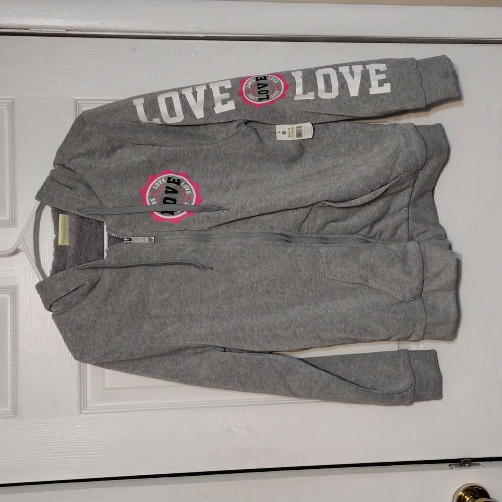 Zippered hoodie